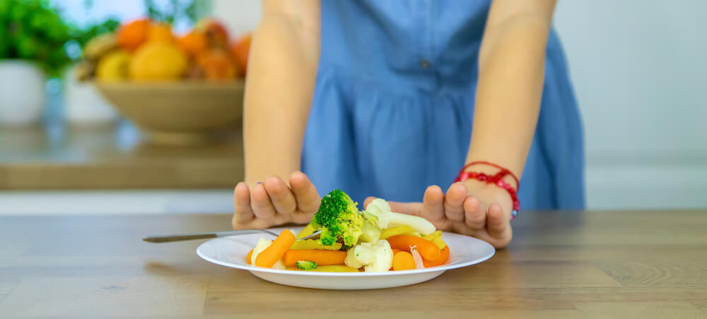 piatto di verdure bollite per contrastare o evitare il fegato affaticato